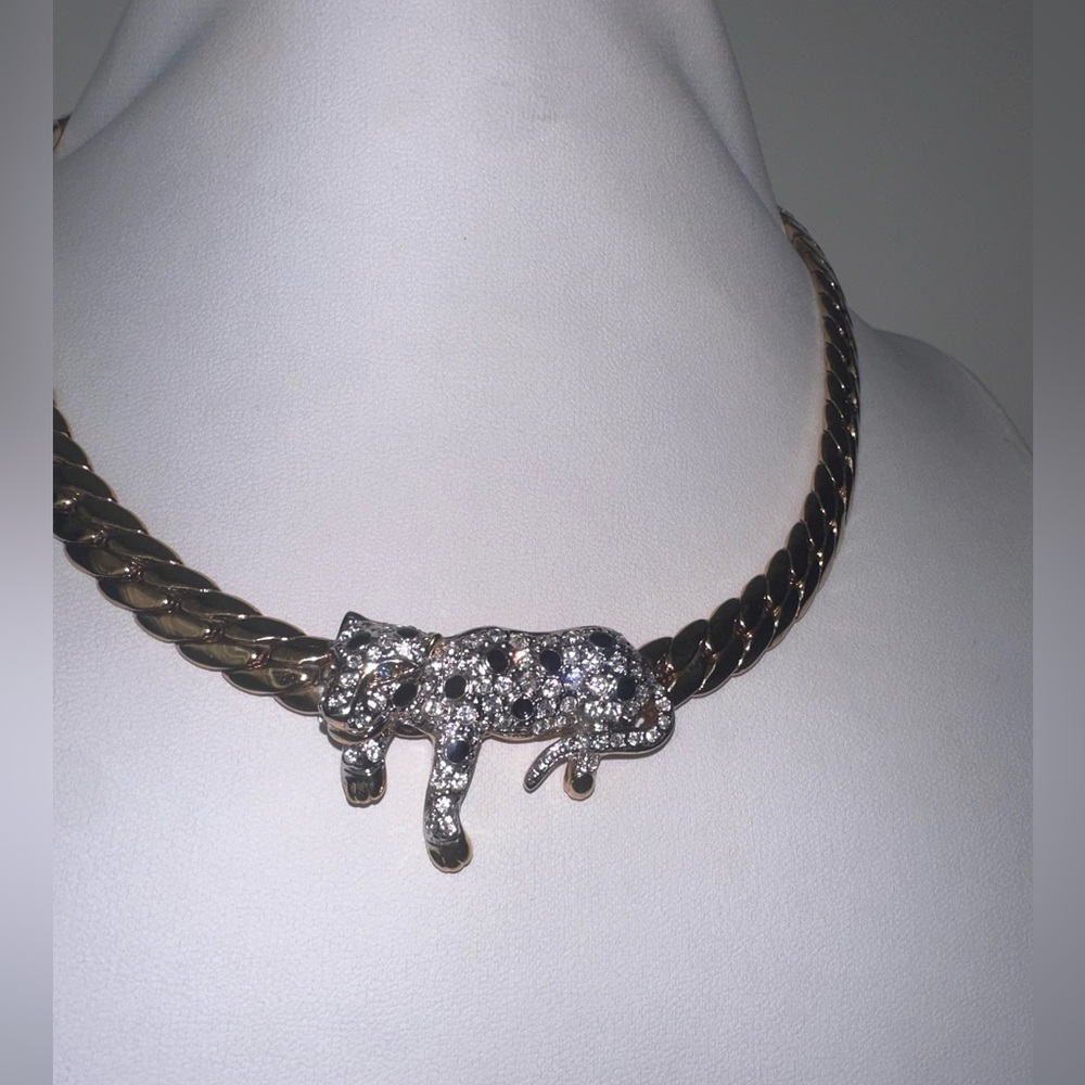 Gold Vintage Carolee Windsor Leopard Crystal Collar Necklace ✨ - Picture 8 of 9